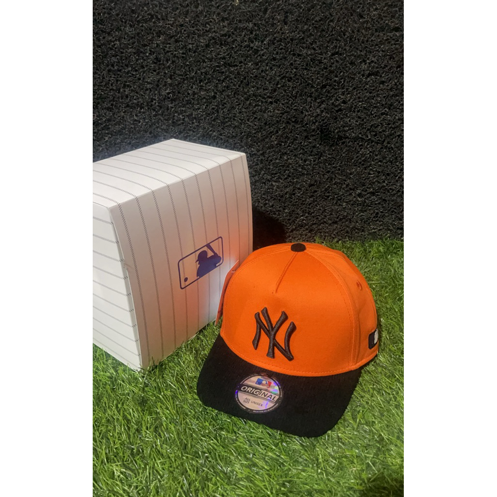 Visor Pendek Logo NY Hitam Bahan Orange Visor Hitam Corduroy Topi Premium