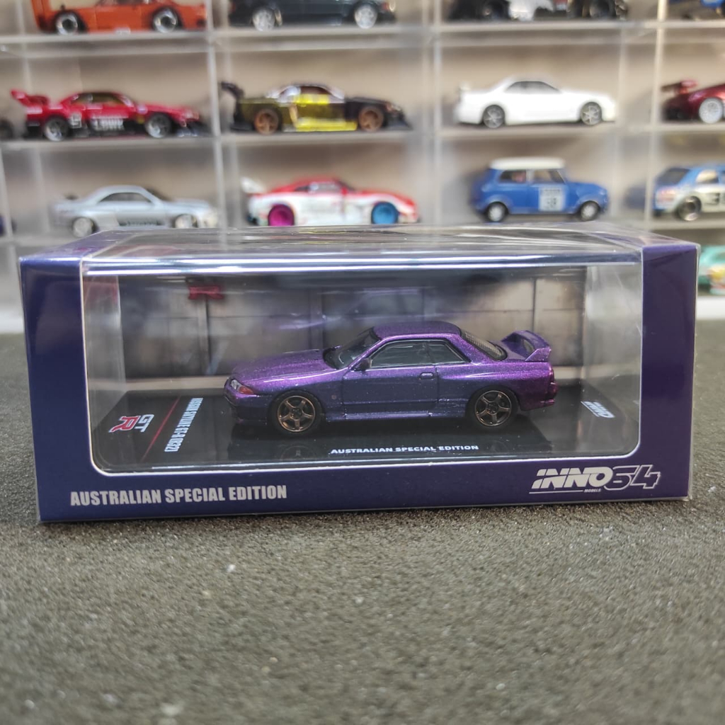 Inno64 Nissan Skyline GT-R R32 Midnight Purple