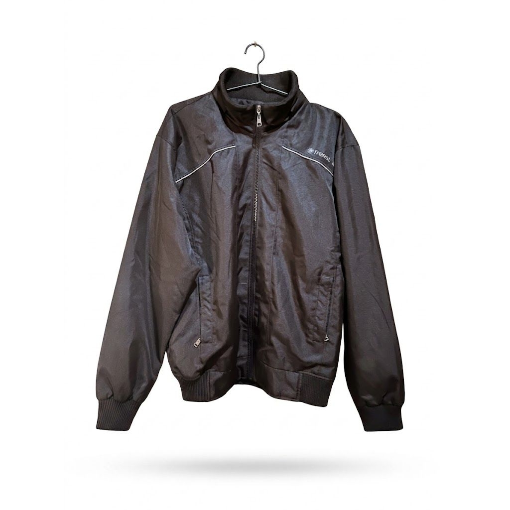 [PRELOVED] Jaket Parasut Cowok "FREESTYLE"