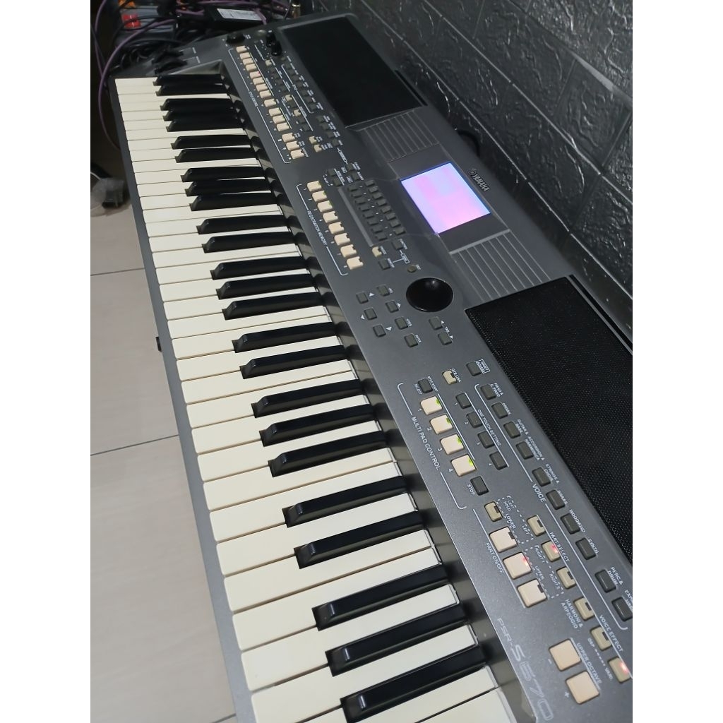 YAMAHA PSR S670 SAMPLING