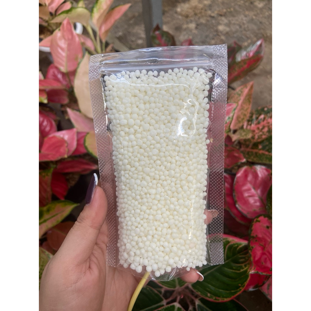 Pupuk Russel Cote 23-10-10+2.5Mg0+TE 100gr