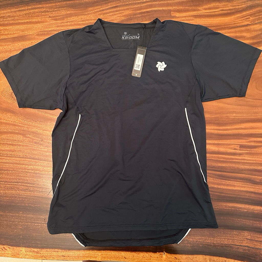 BNWT tiento kroom jersey lari