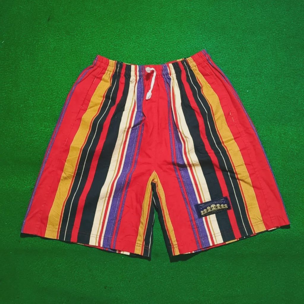 short pants plaid alien workshop skateboarding vintage