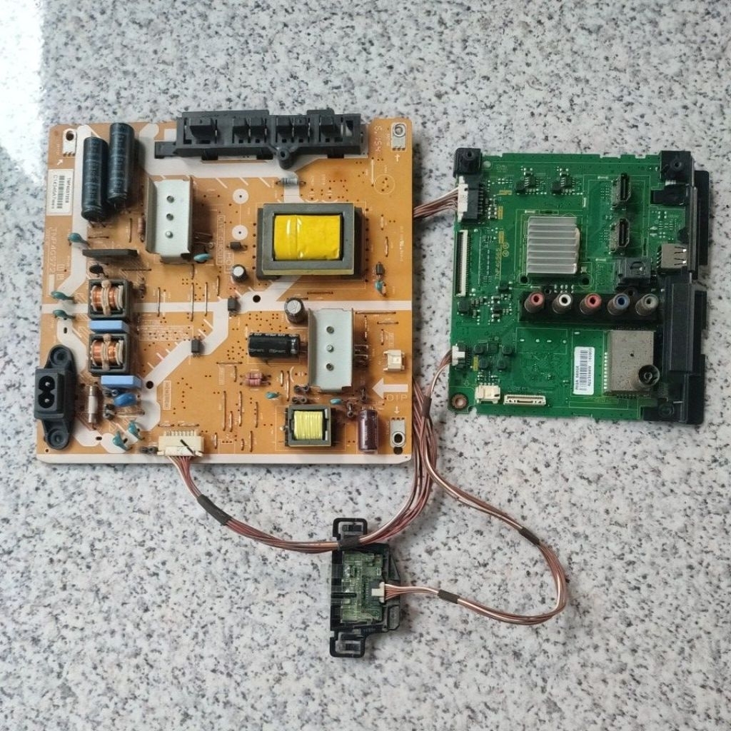 1set mb + psu panasonic TH-32D400G digital copotan panel pecah