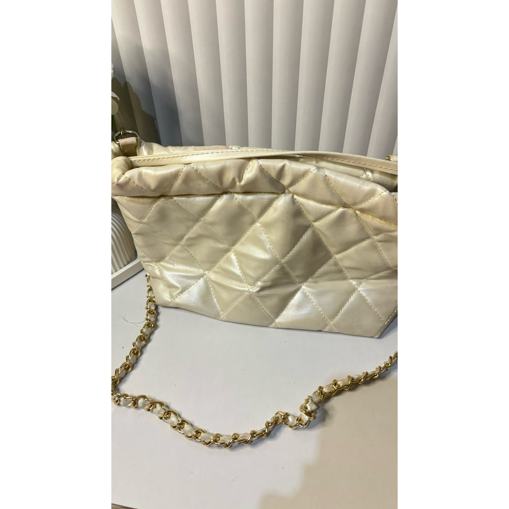 tas kamiya putih preloved