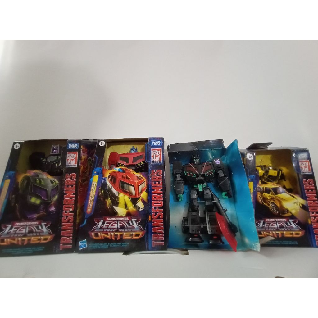 Mainan Hasbro Transformers Animated series set
