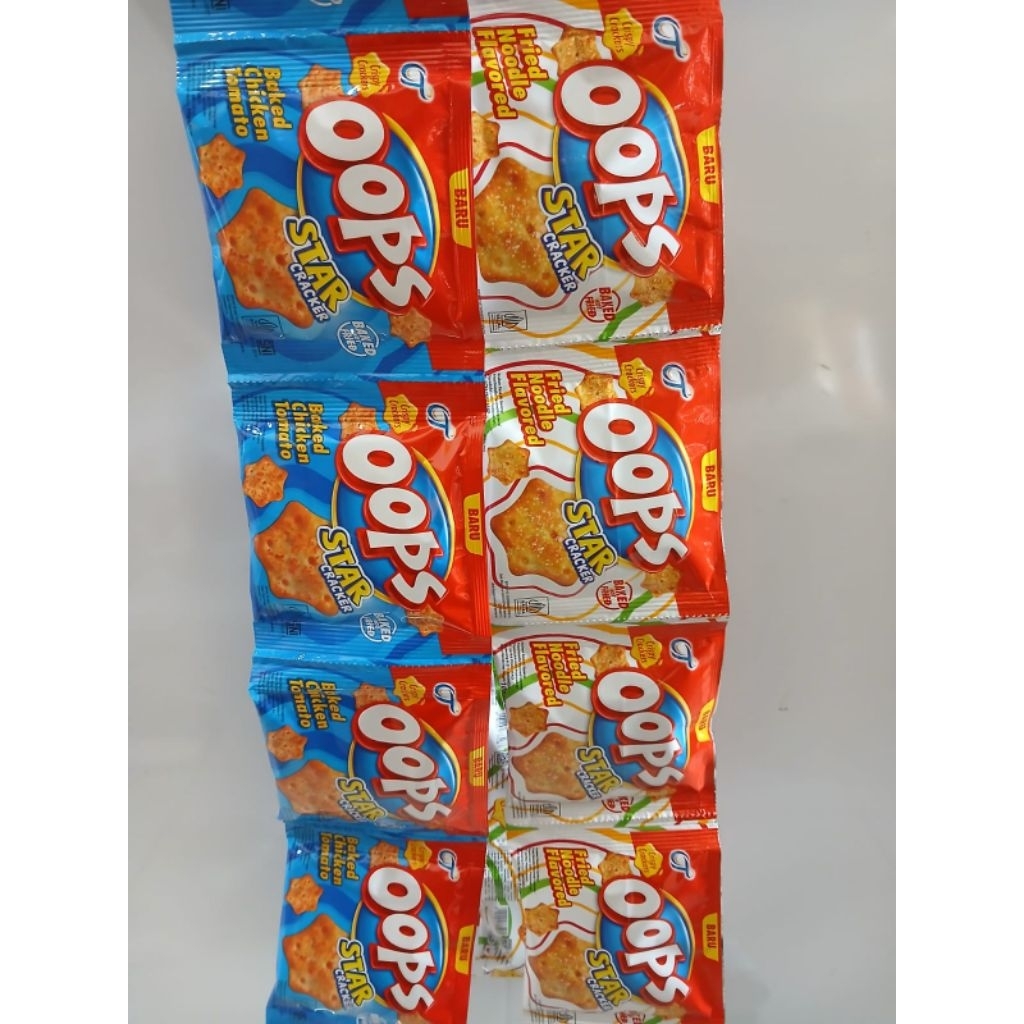 Oops Crispy Cracker 1 Renceng isi 10pc