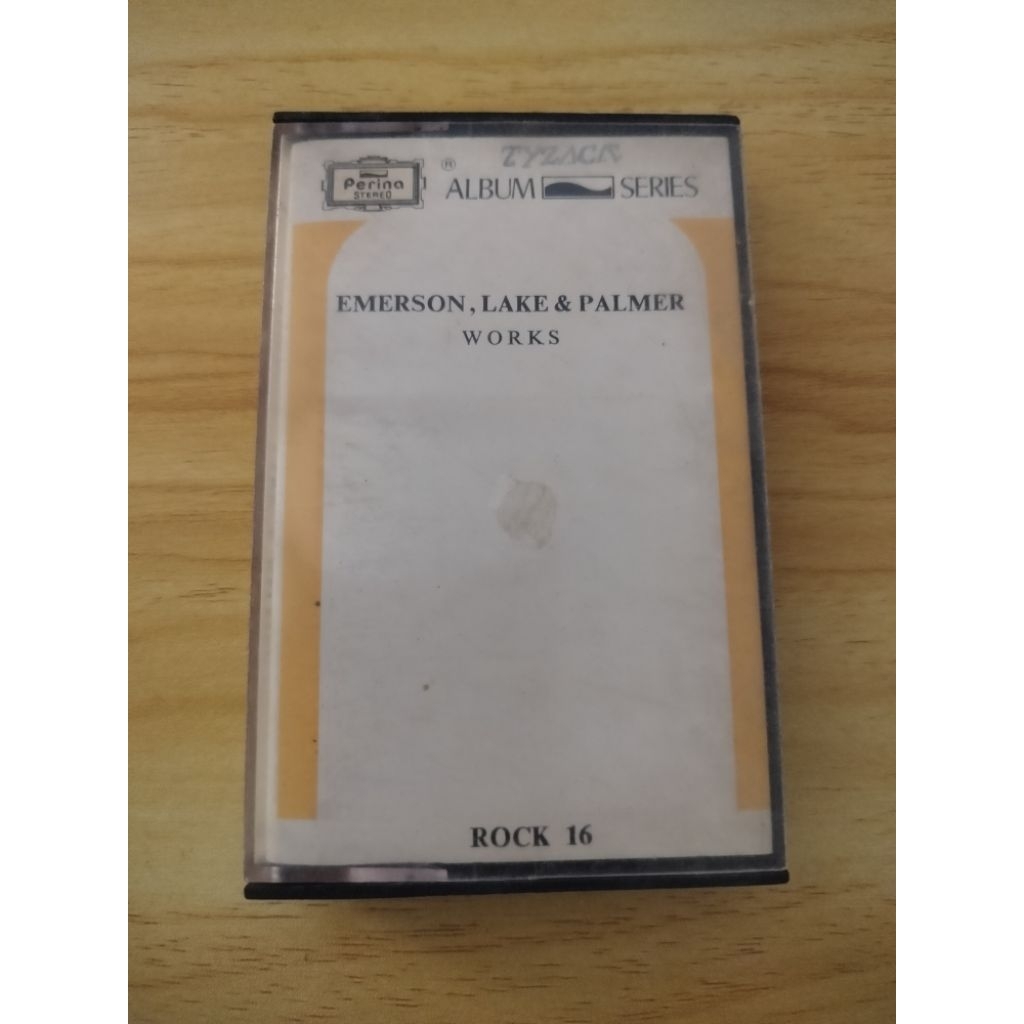 kaset pita Emerson lake and Palmer