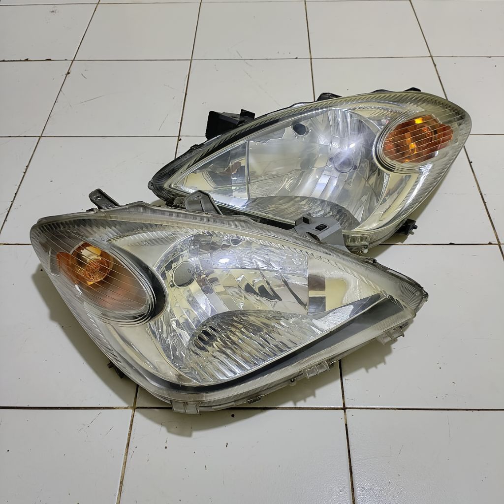 Headlamp/lampu depan avanza/xenia 2008-2011 original