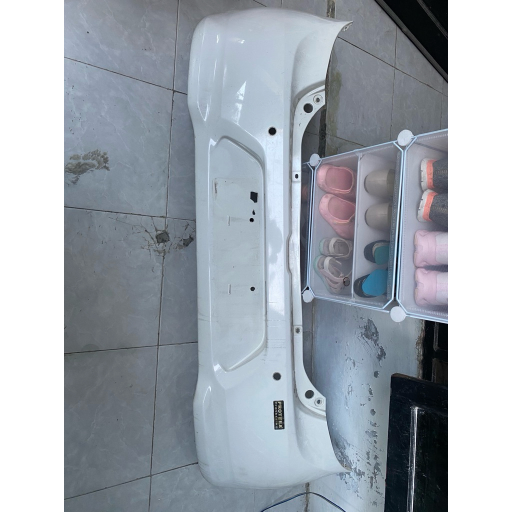 bumper belakang ayla 2014 second original