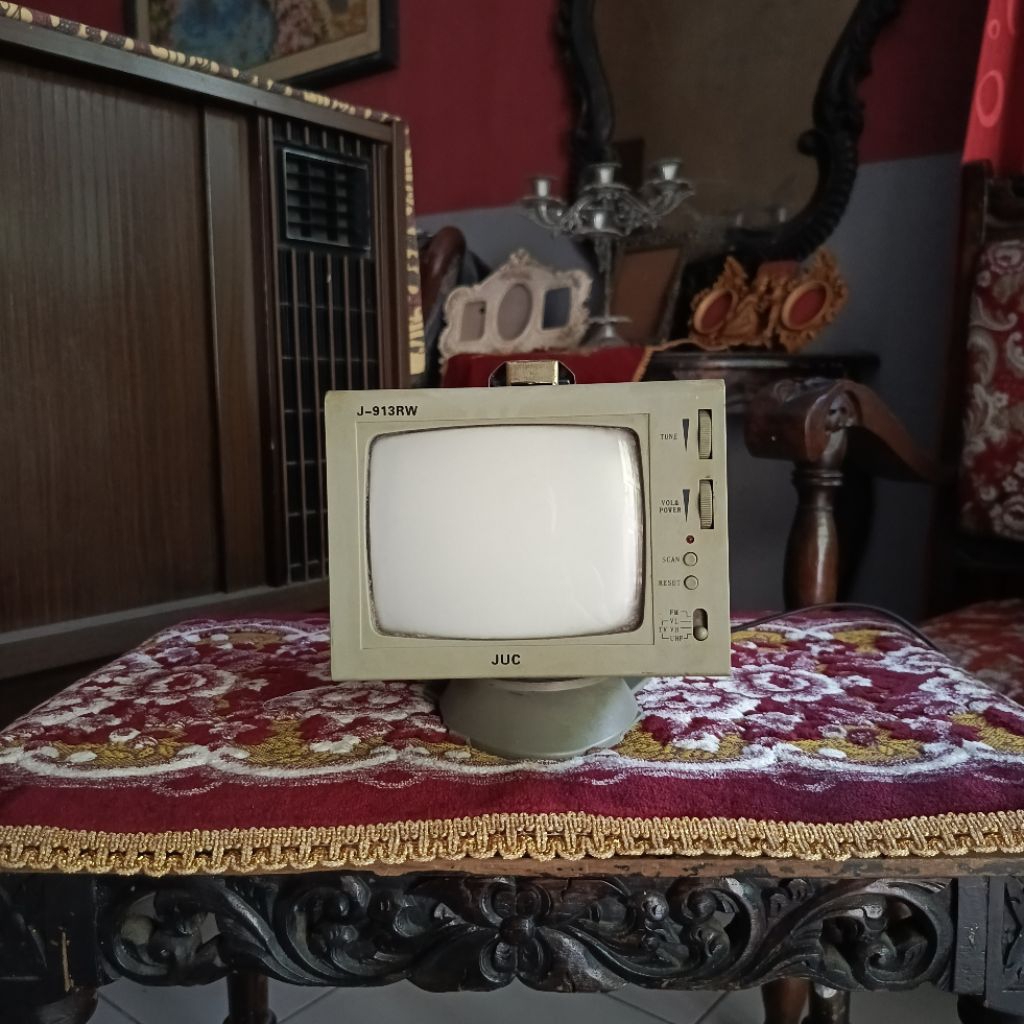 Tv televisi mini jadul antik vintage lawas kuno