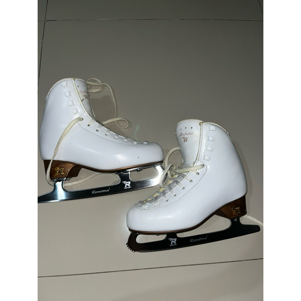 Sepatu Ice Skating preloved RISPORT ANTARES