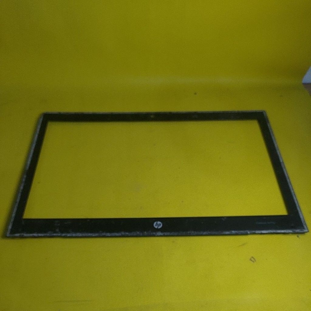 casing frame lcd hp Elitebook 8470p 8470w