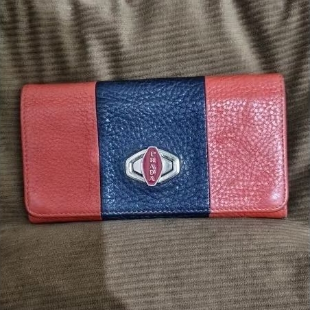 Dompet Panjang Prada (second)