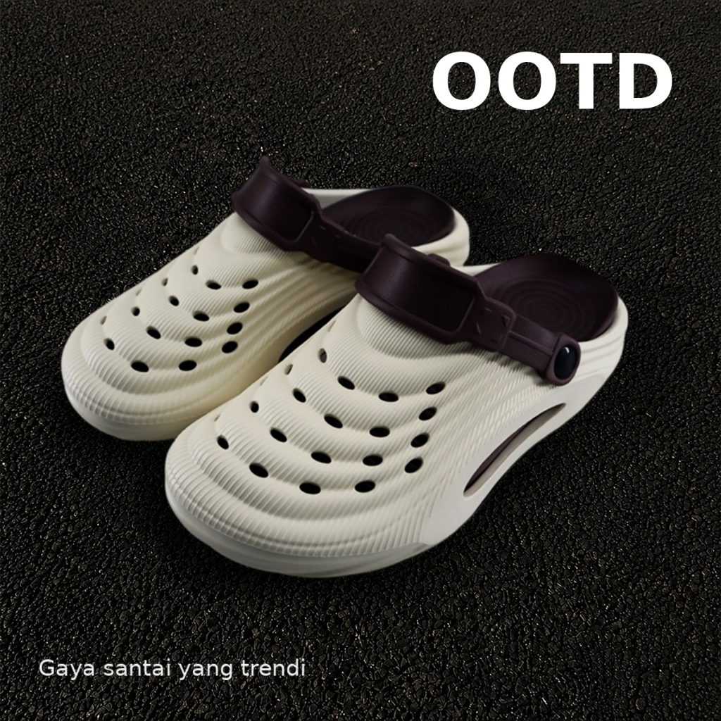 FAST DELIVERY Sandal Rumah Anti Slip Pria Wanita Sandal Sport Nyaman Bantalan Kaki Tebal Sendal