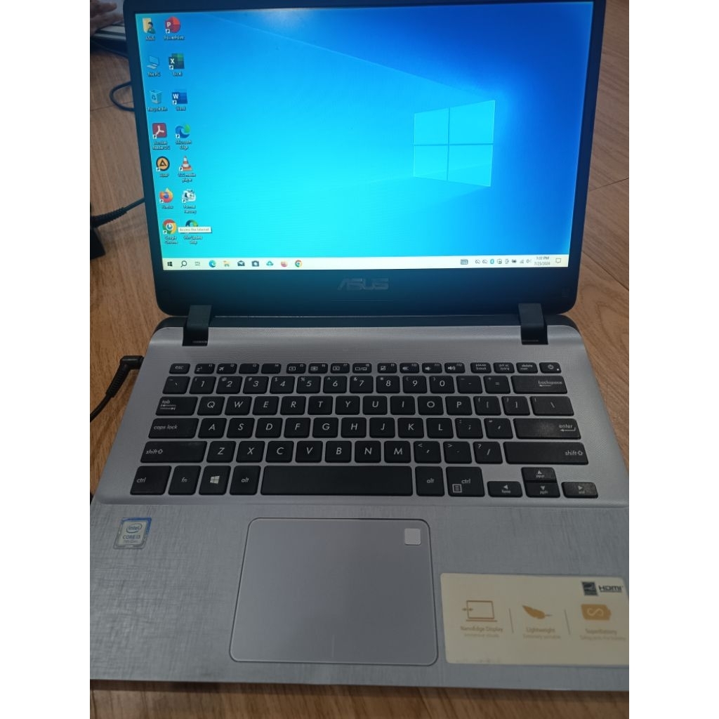 Asus vivobook A407UA core i3 gen 7