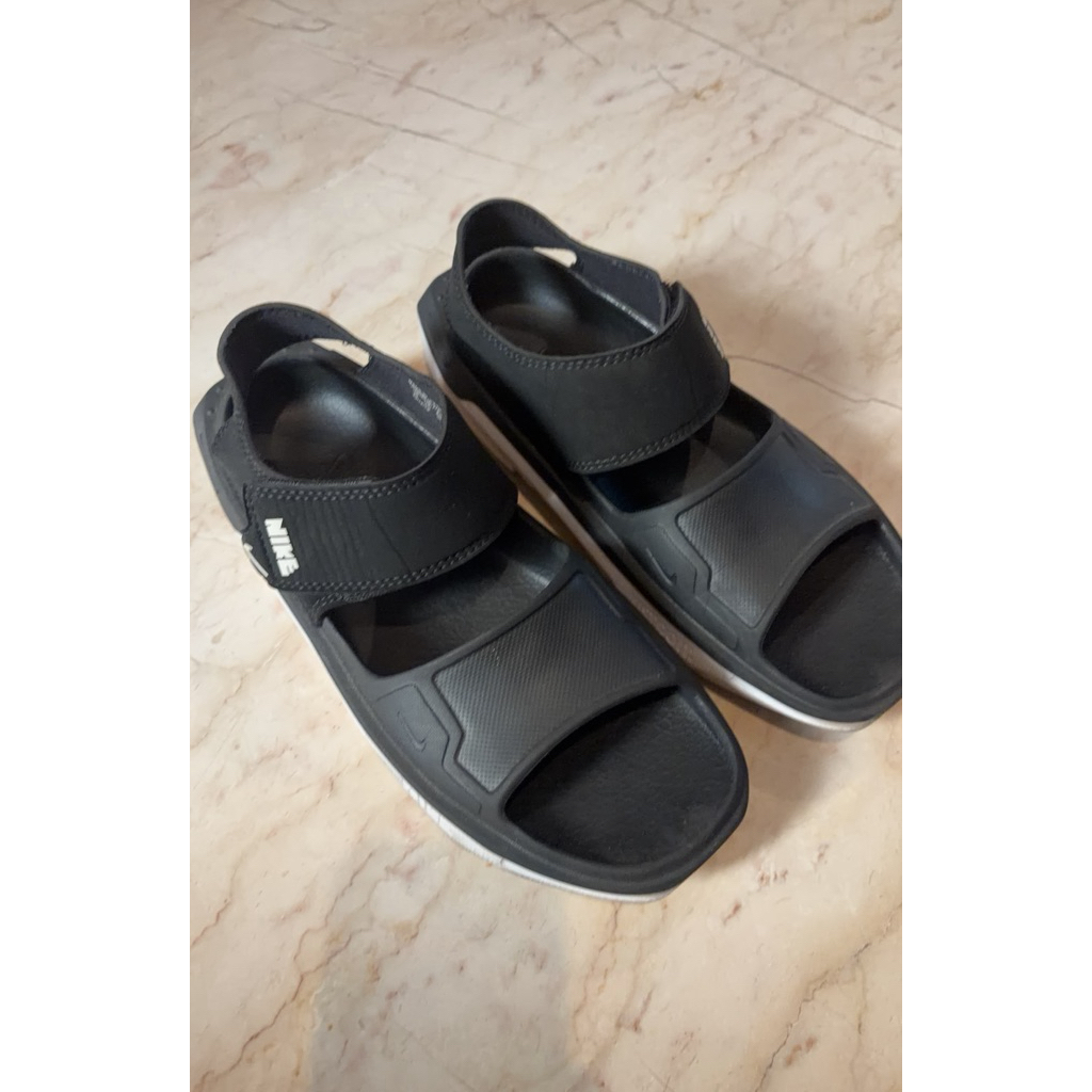 preloved sepatu sendal nike authentic