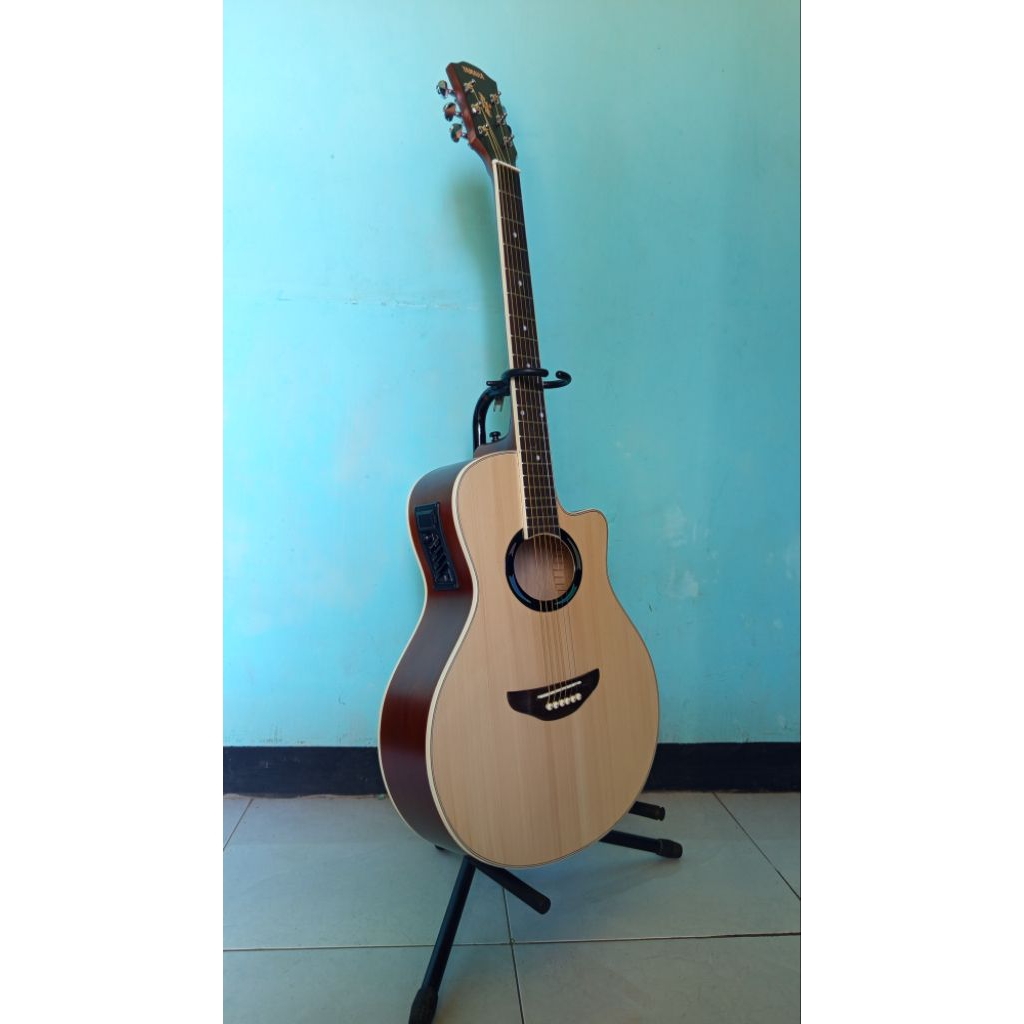 gitar akustik elektrik yamaha