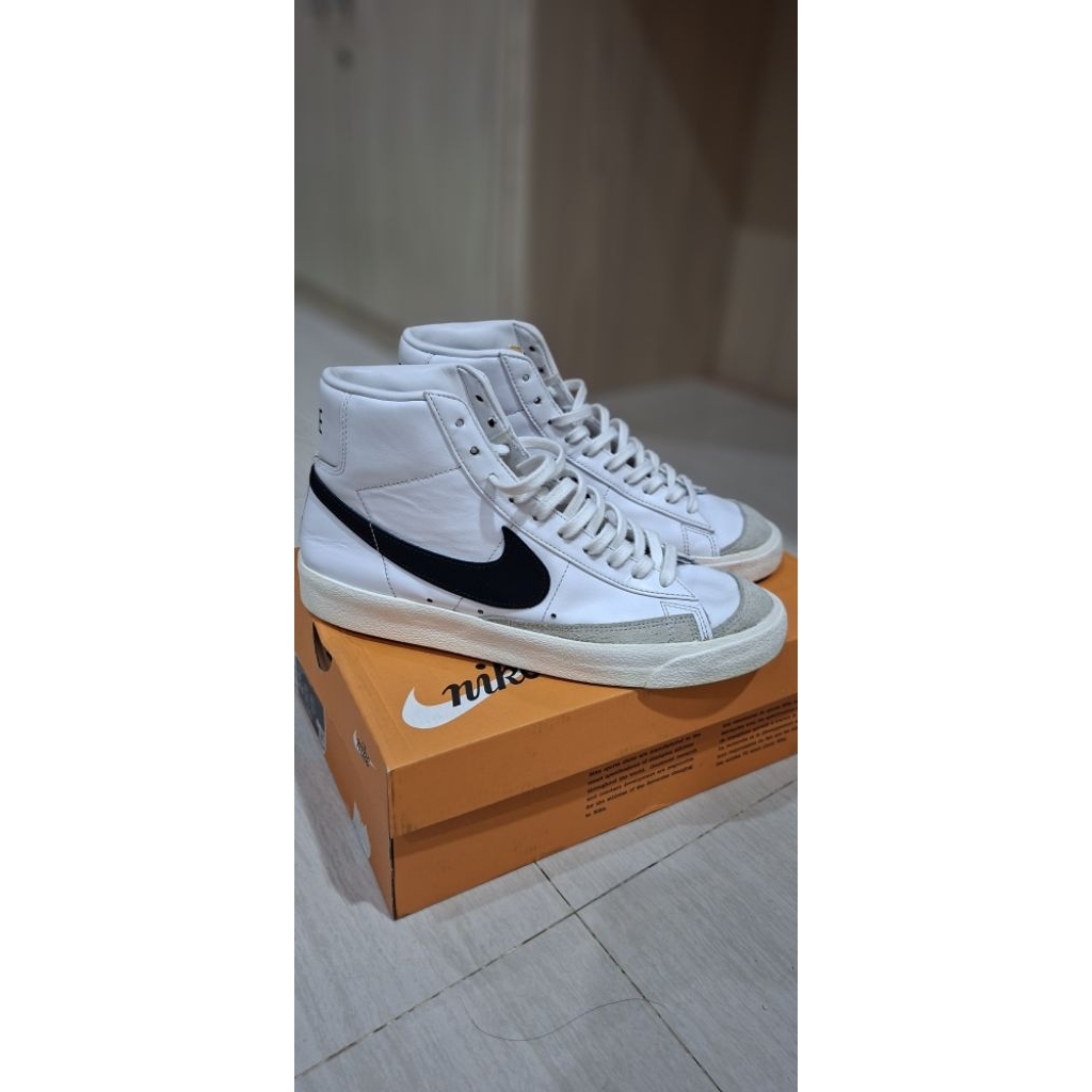 [Preloved / Second] Nike Blazer Mid '77 Vintage White Black (2021 Edition) [100% Authentic]