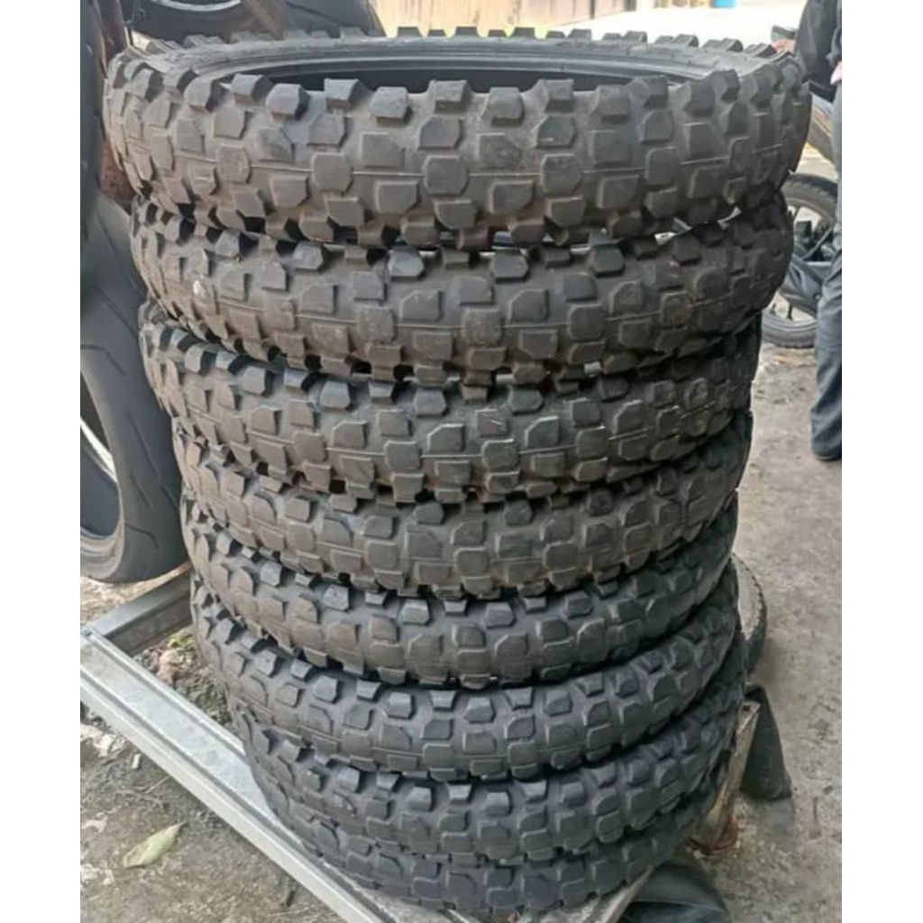 ban luar trail ring 18 motor CRF WR dll 80%ban