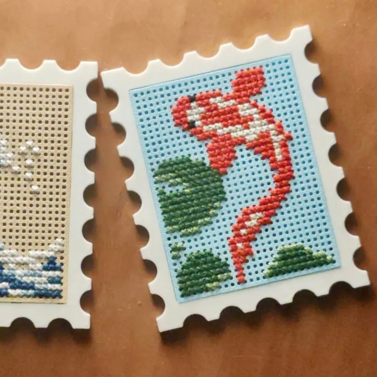 DIY Frame Rajut Bentuk Perangko- Stamp Frame Cross Stitch