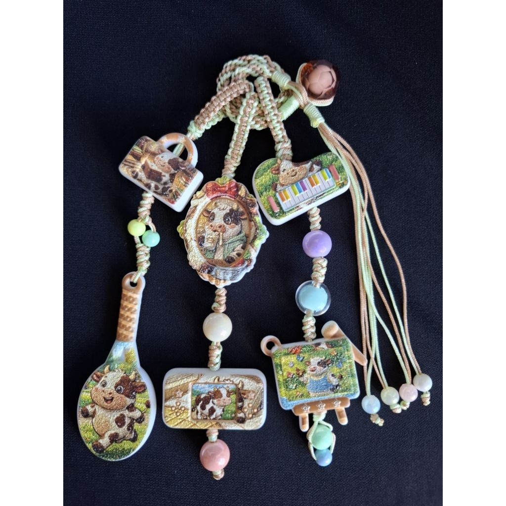 Gantungan Tas / Bag Charm Sapi Lucu Sulam