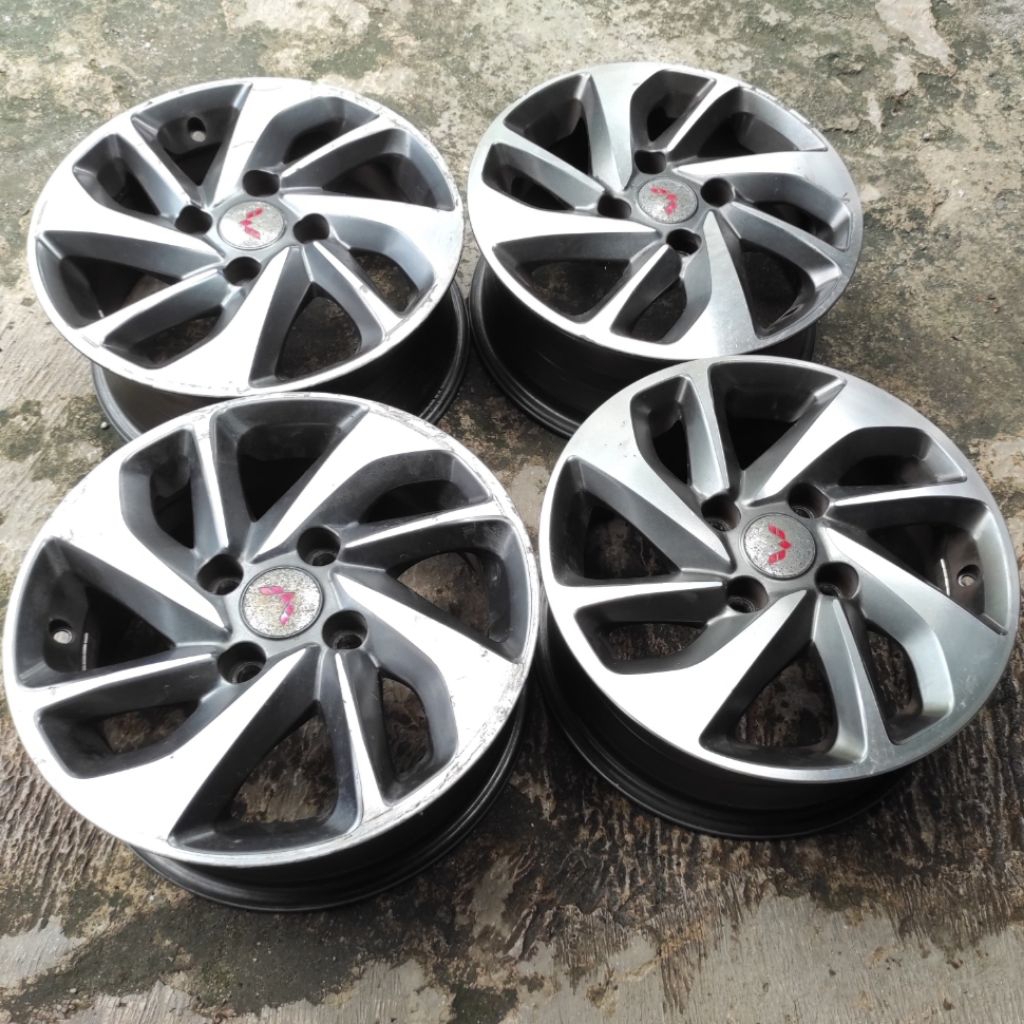 Velg 15 Wuling Original Asli