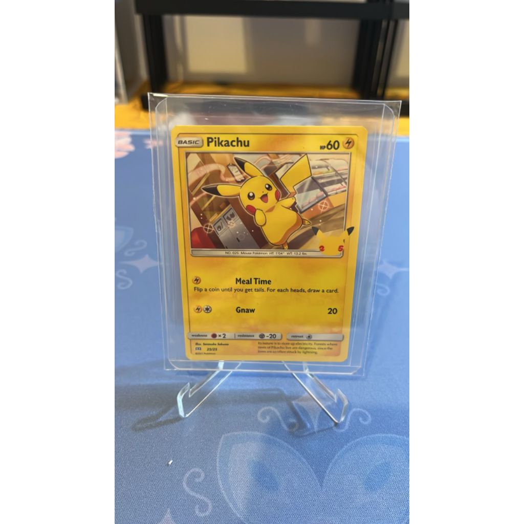 Pikachu 25/25 non-holo