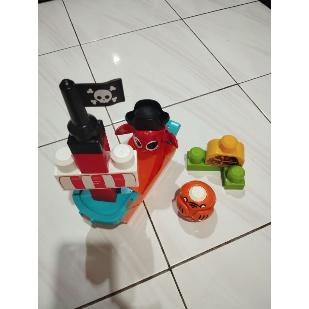 Megabloks pirate ship Fisher Price peek a block tiger BUKAN Leapfrog Vtech ELC Happyland Mega Bloks 