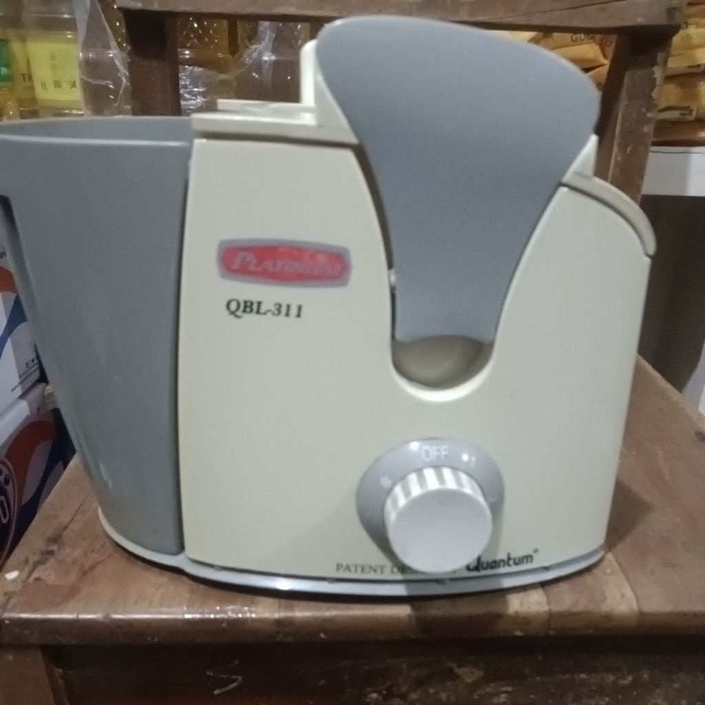 MESIN BLENDER JUZ QUANTUM QBL-311 SECOND NORMAL (KET. BACA DISKRIPSI).