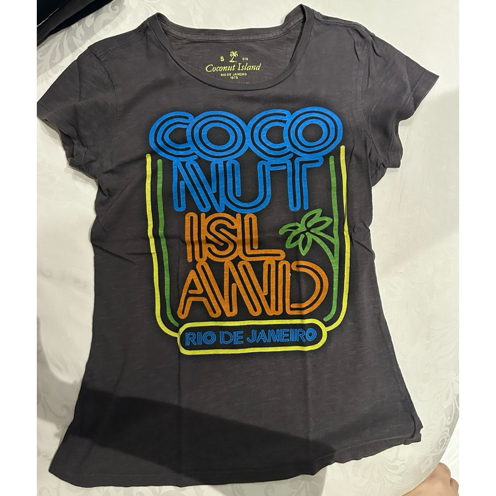 coconut island kaos