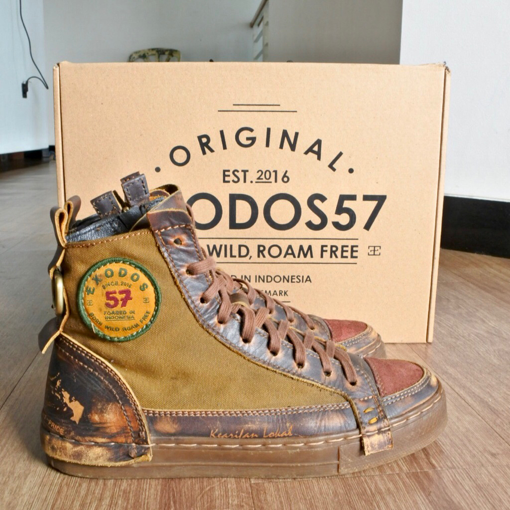 Sepatu Exodos Kearifan Lokal