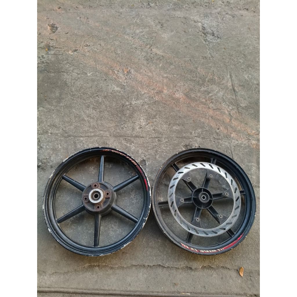 (RING 17 TAPAK LEBAR) VELG CW TAPAK LEBAR RING 17 BEKAS PASANG CB GL MEGAPRO TIGER RING 17