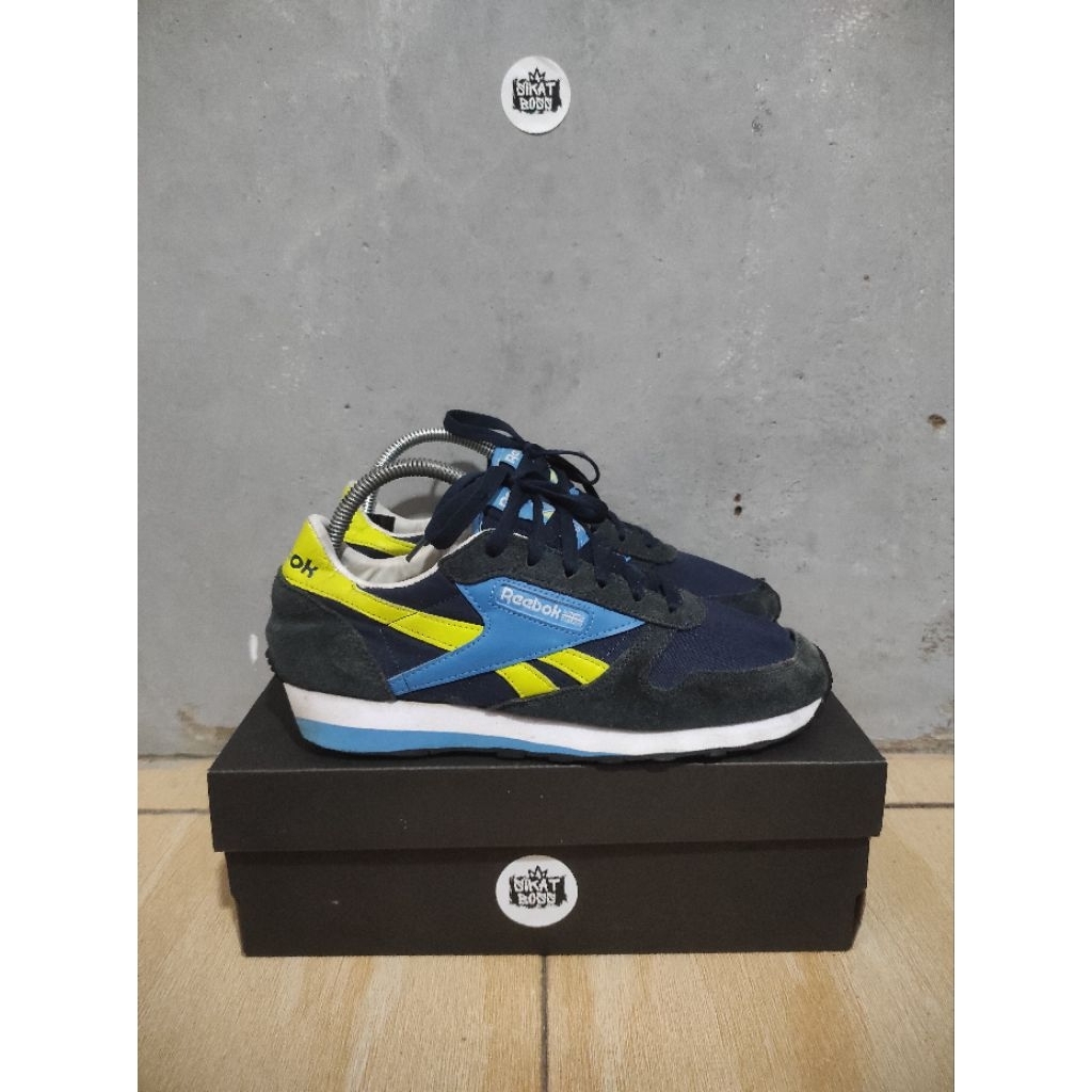 Reebok Aztec