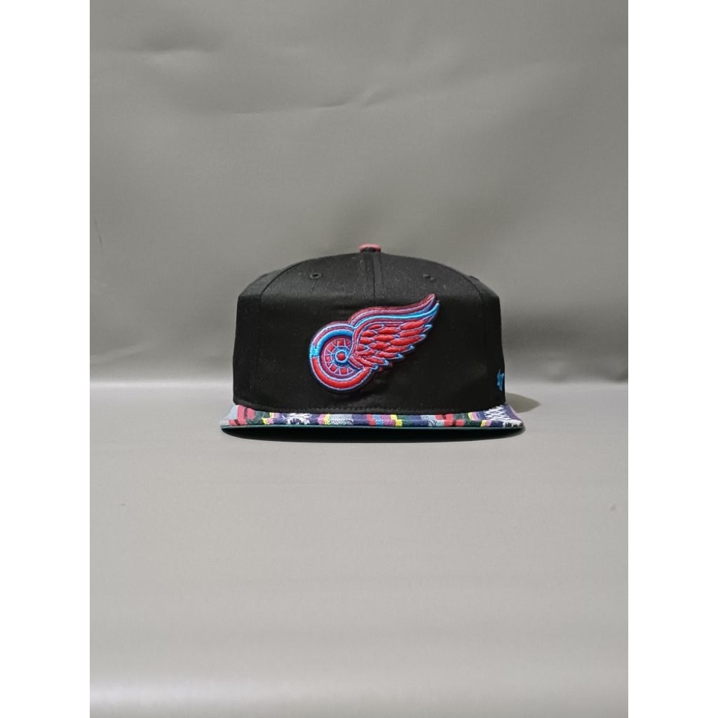 topi red wing brand47 second