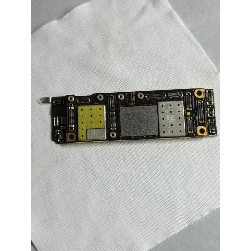 MESIN IPHONE 11 MATOT 64GB