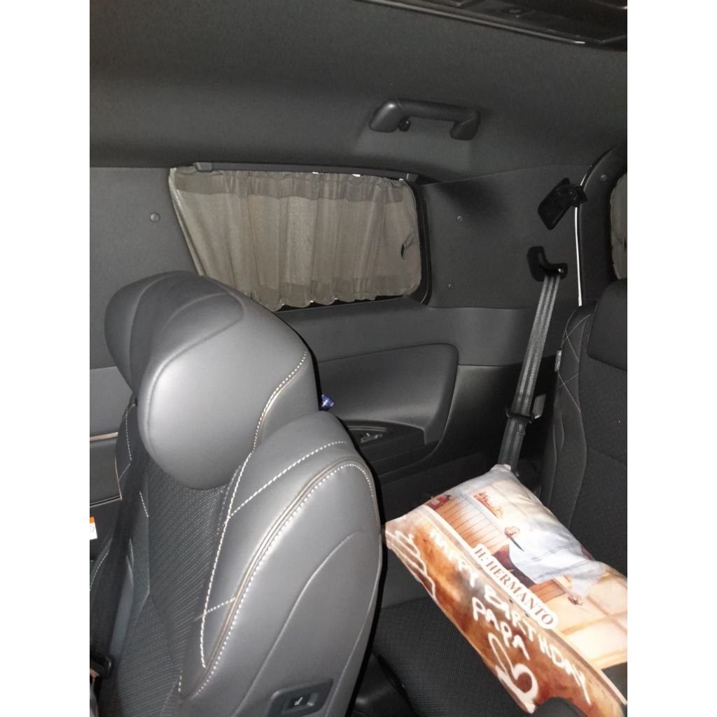 Tirai Mobil Alphard 2025