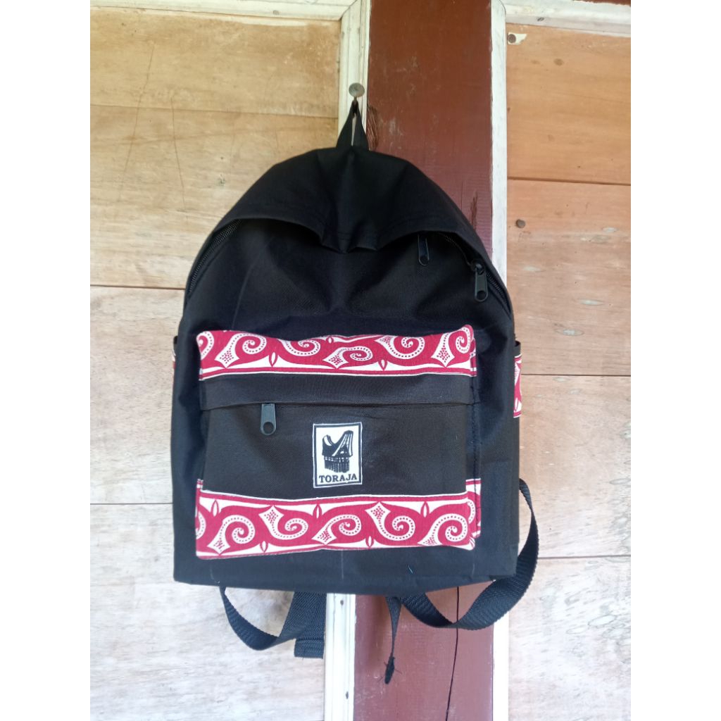 Tas Ransel Toraja motif tenun dan ukiran