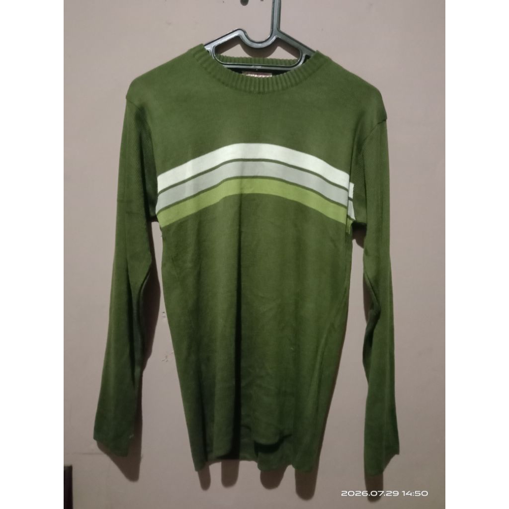 Kaos lengan panjang hijau army