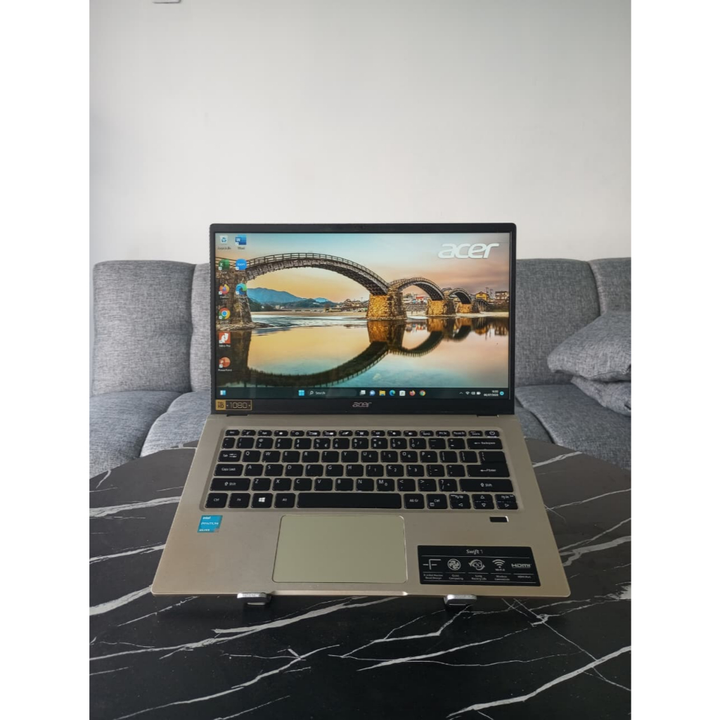 LAPTOP SECOND ACER SWIFT 1 RAM 4 GB SSD 512 GB MULUS NOMINUS MODEL SLIM DAN KEKINIAN