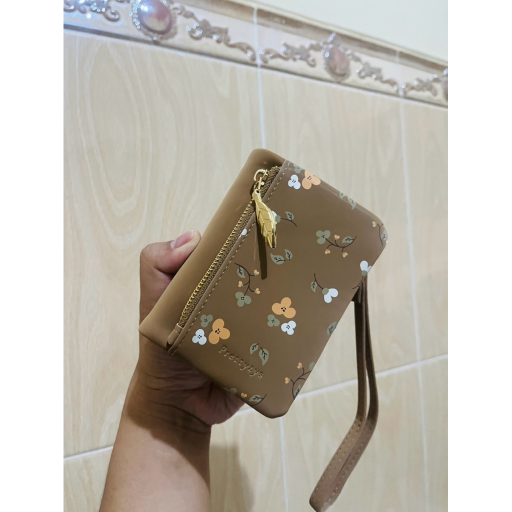 Dompet Prettyzys