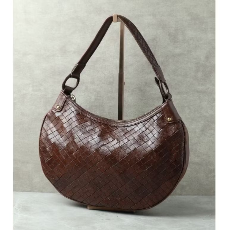 ALS-317 Nicole St. Gilles Woven Genuine Leather Half Moon Shoulder Bag  Tas Kulit Asli Anyam Sabit