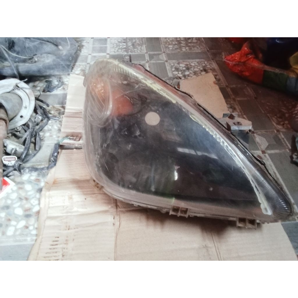 Headlamp Avanza/Xenia 2006-2011