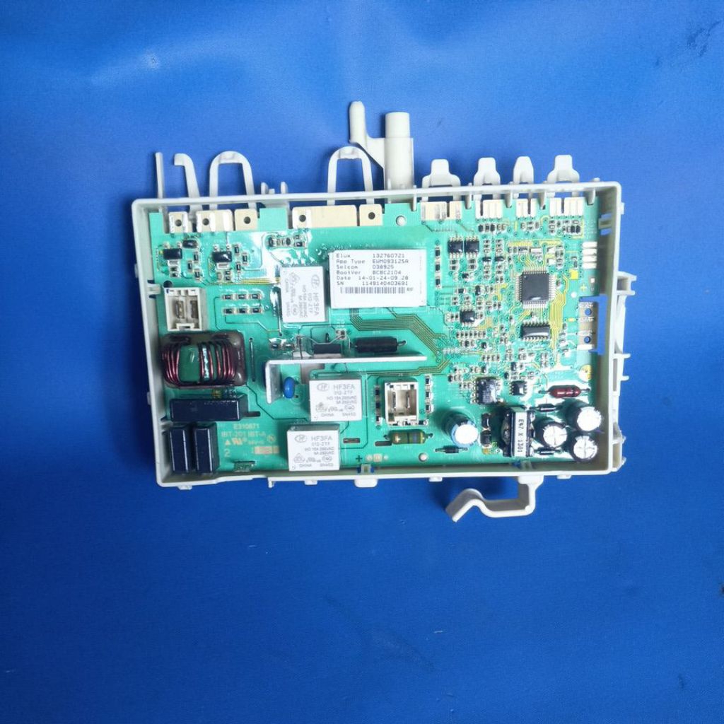Modul-mesin-cuci-electrolux-ewp85742