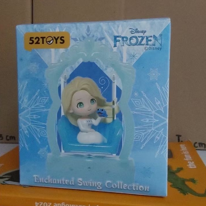 52TOYS DISNEY FROZEN ENCHANTED SWING COLLECTION RANDOM 07379 (ORIGINAL 52TOYS)