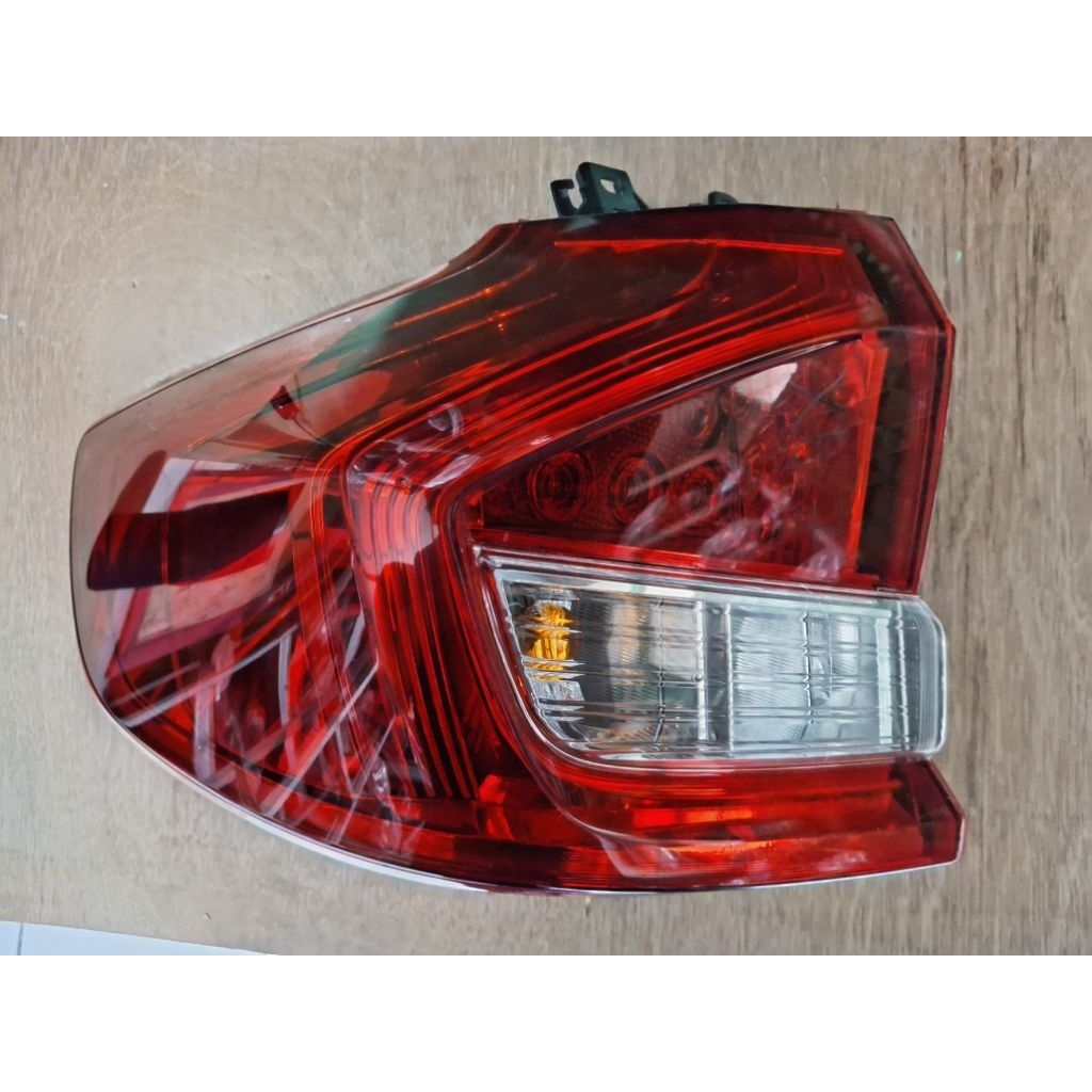 Stoplamp Lampu Stop Suzuki XL 7