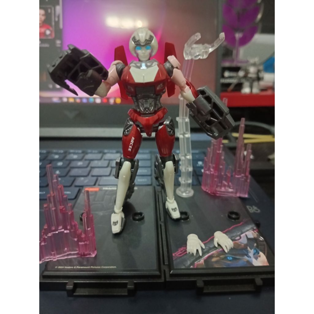 Arcee blokes Classic Class Transformers