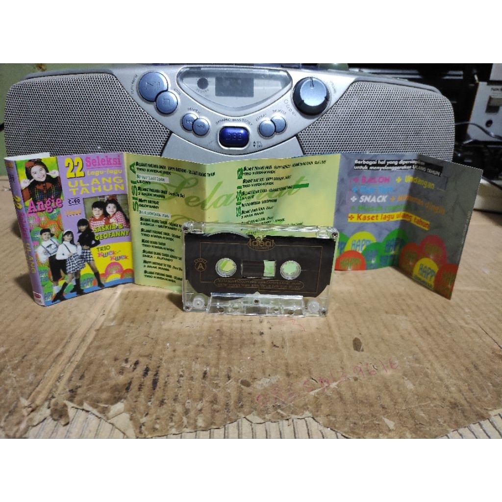 kaset pita 22 seleksi lagu Ulang tahun