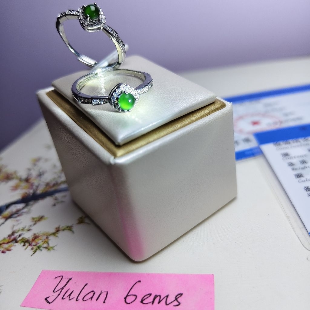 Cincin Batu Giok Hijau Imperial Asli Sertifikat, Ukuran Free size.
