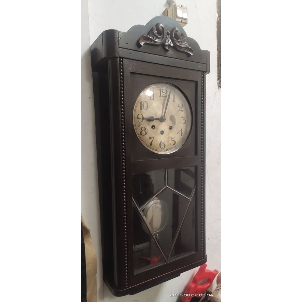 jam antik Mauthe